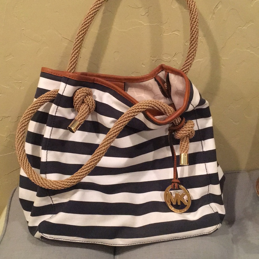 Michael Kors purse